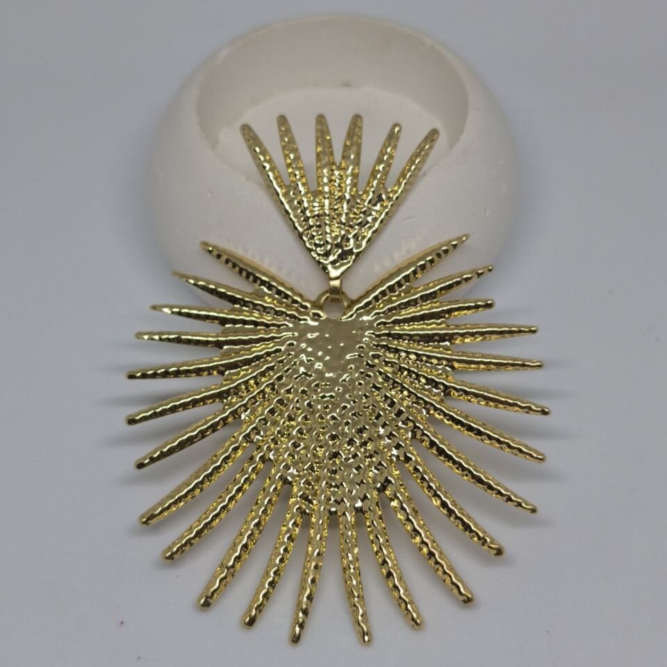 DİKENLİ KALP TASARIMLI GOLD  KÜPE