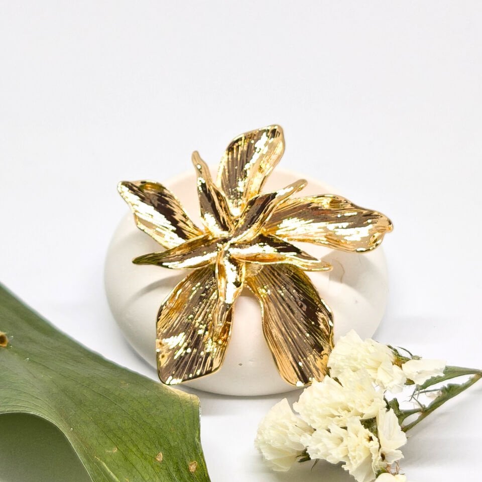 AYARLANABİLİR ZARİF GOLD ÇİÇEK YÜZÜK