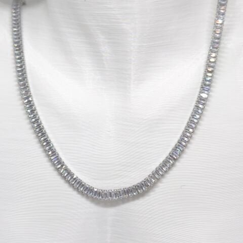 ELEGANT PASLANMAZ ÇELİK  BAGET TAŞLI SU YOLU  KOLYE