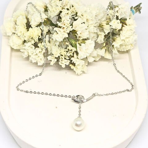 ELEGANT 925 AYAR GÜMÜŞ , Y ŞEKLİNDE İNCİLİ ZARİF KOLYE