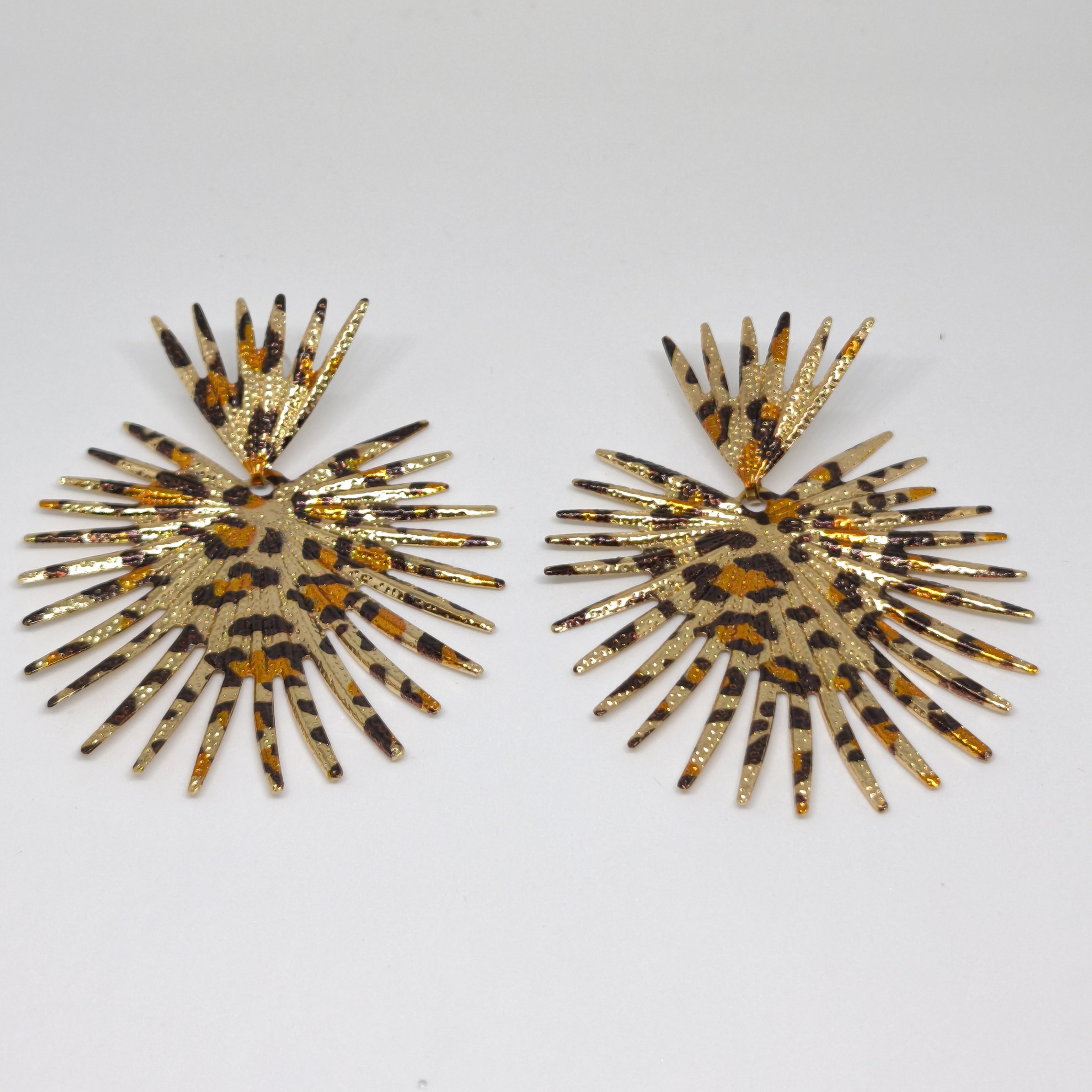 AVANGART LEOPAR DESENLİ GOLD KÜPE