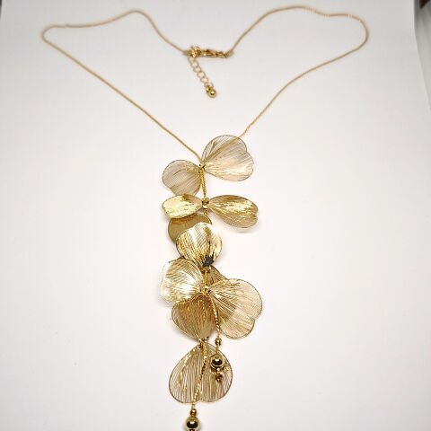 ELEGANT SALKIM ŞEKİLLİ YAPRAK ÇİÇEK GOLD KOLYE