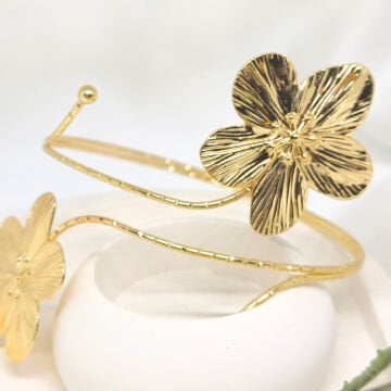ZARİF  ŞIK ÇİÇEK DESENLİ AÇIK GOLD  KOL BİLEKLİĞİ
