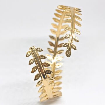 ZARİF  ŞIK YAPRAK  DESENLİ AÇIK GOLD  KOL BİLEKLİĞİ