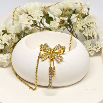ELEGANT PASLANMAZ ÇELİK  TAŞLI  FİYONK TASARIMLI GOLD KOLYE