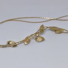 Şık Uzun Kazak Zinciri  Minimalist Yaprak Desenli Katmanlı Zincir,İnci Detaylı Gold Kolye