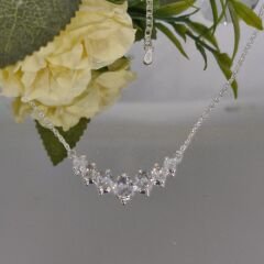 SENTETİK KÜBİK ZİRKON 7 SIRA  TAŞLI KOLYE UÇLU GÜMÜŞ KOLYE