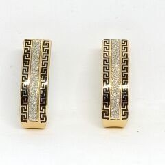 PARLAK ZİRKONLARLA SÜSLÜ SİYAH MOTİFLİ YARIM HALKA KÜPE 1X2,6 CM