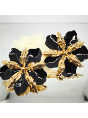 GOLD DETAYLI SİYAH ÇİÇEK KÜPE 6,2 cm x 6,2 cm