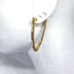 18 AYAR ALTIN KAPLAMA ŞIK V ŞEKİLLİ ZARİF TAŞLI GOLD MODERN KADIN KÜPE