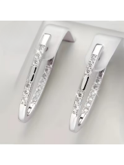 18 AYAR ALTIN KAPLAMA ŞIK V ŞEKİLLİ ZARİF TAŞLI SILVER MODERN KADIN KÜPE