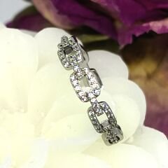 Zincir Tasarımlı Kübik Sentetik Zirkon Taşlı Bakır  KADIN YÜZÜK