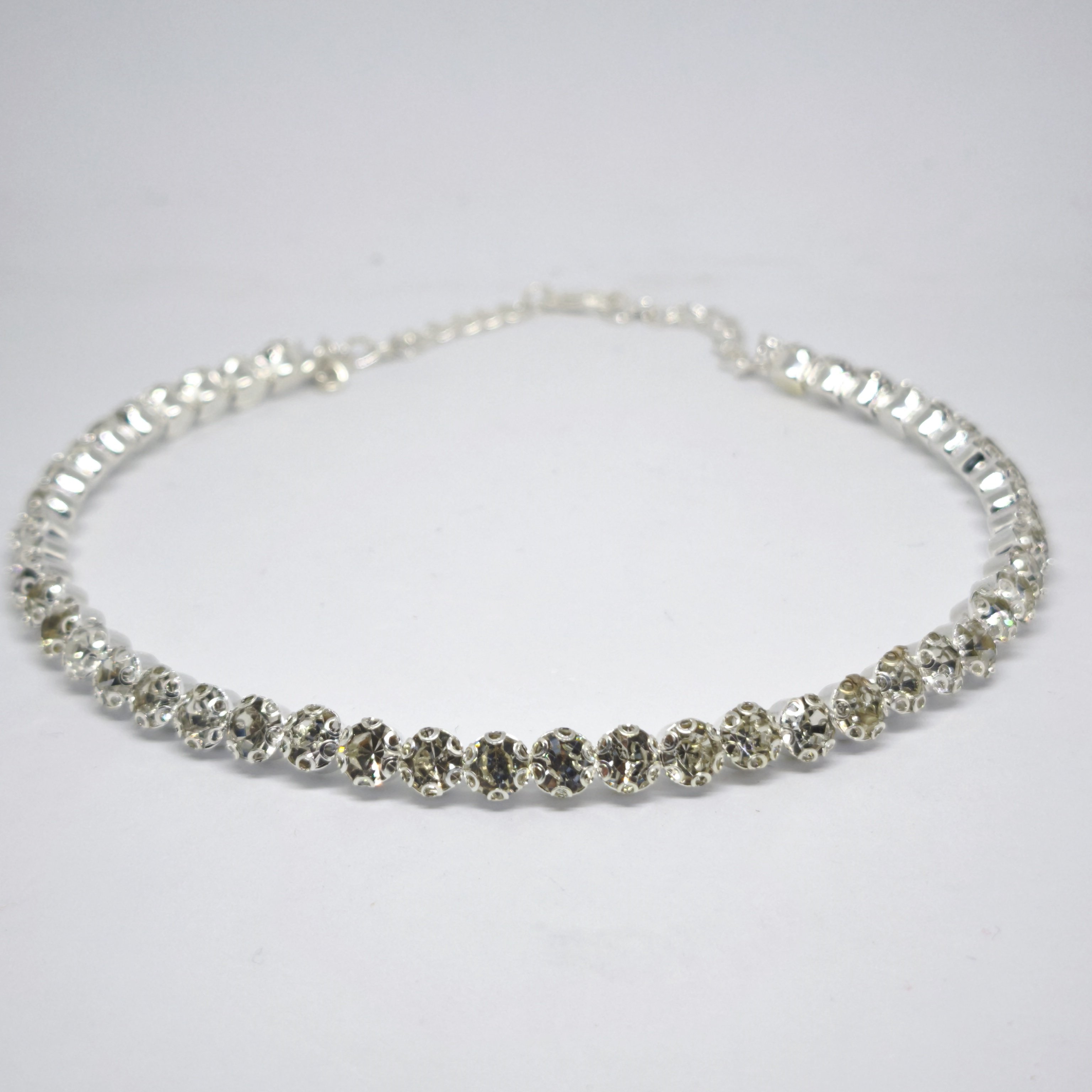 GÜMÜŞ KAPLAMA SIRA TAŞLI SU YOLU KADIN KOLYE